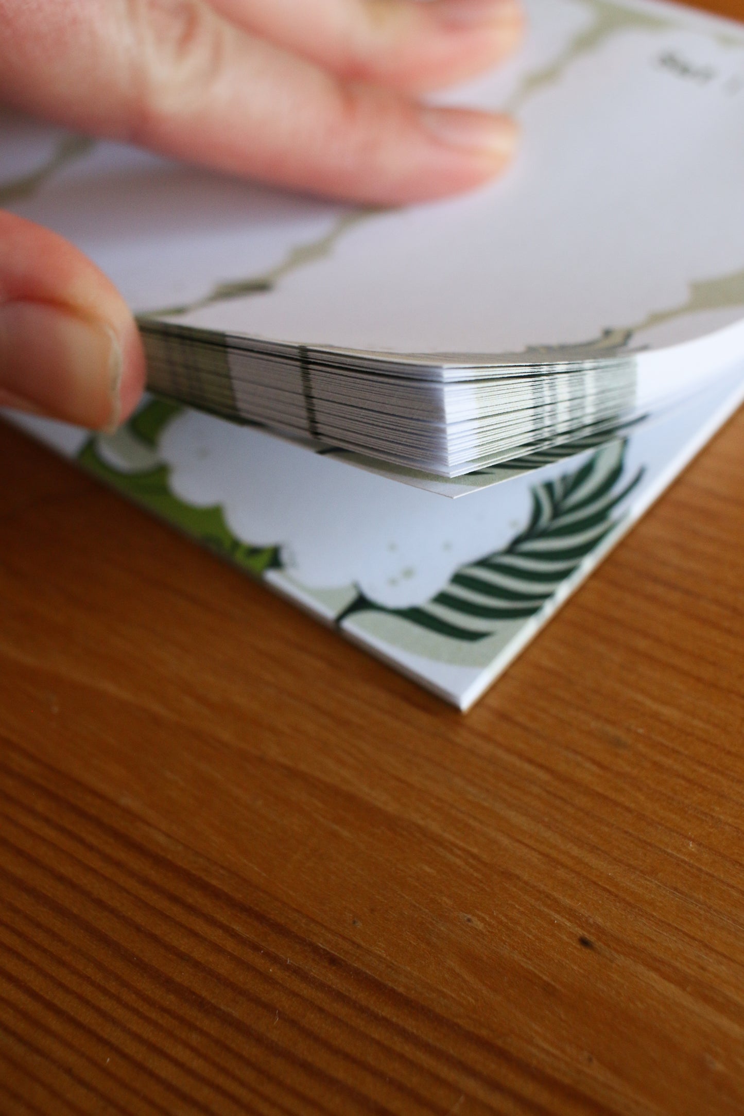 Tropical Weekly Notepad Planner